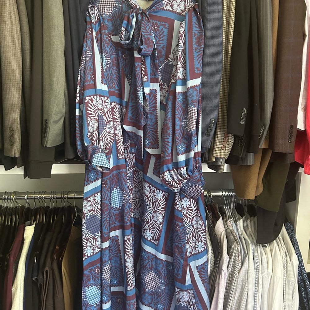 Elegant Blue and Burgundy Patterned Dress